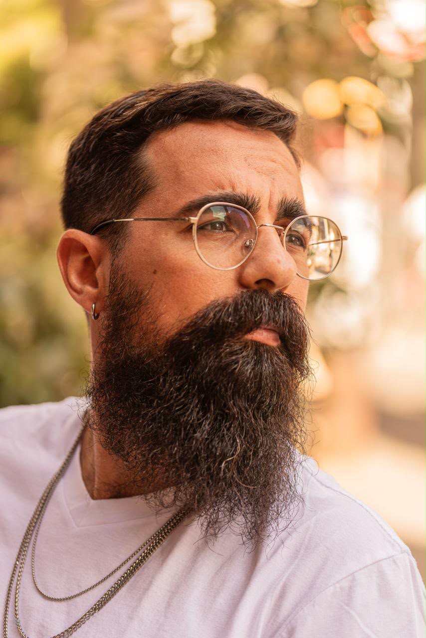 תמונת פורטרט של שמעון כהן